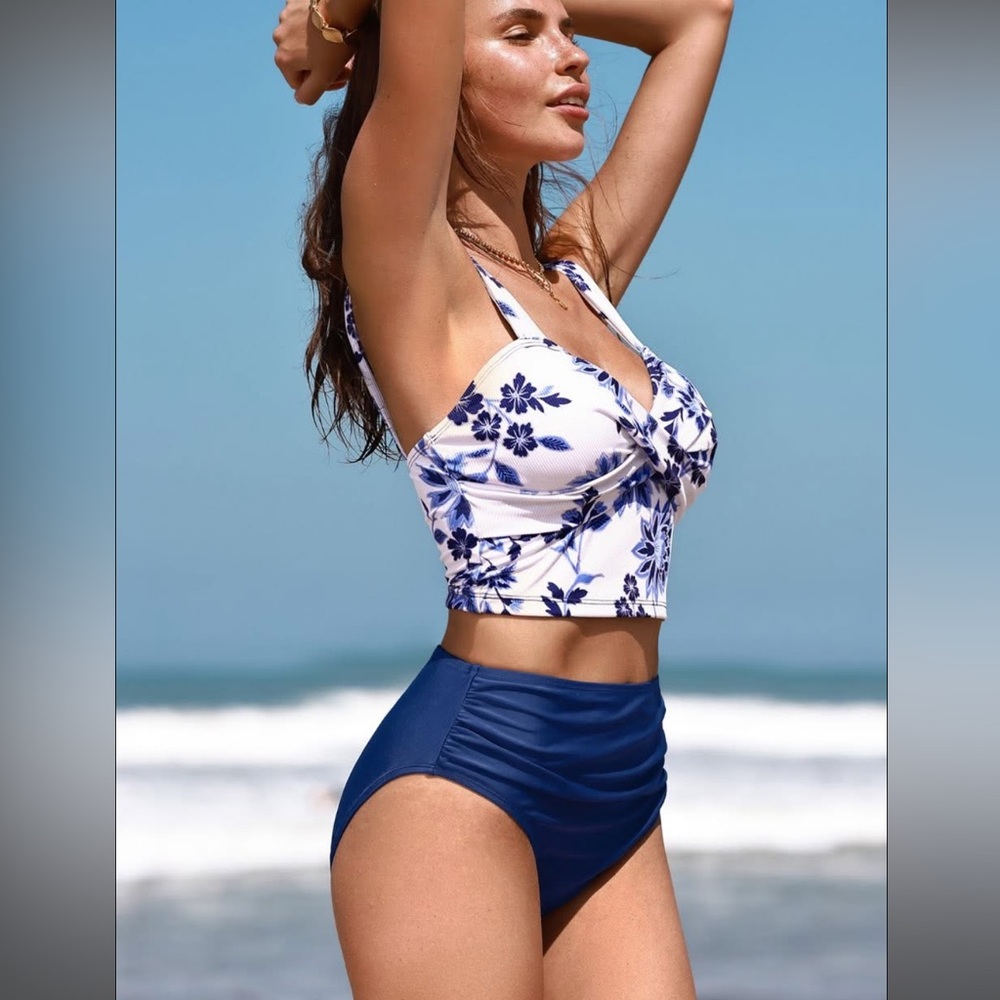 Cupshe tummy control two piece Floral Blue swimsuit